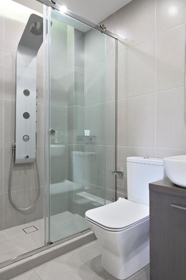 The Lop Holidays Luxury Apartment Athens