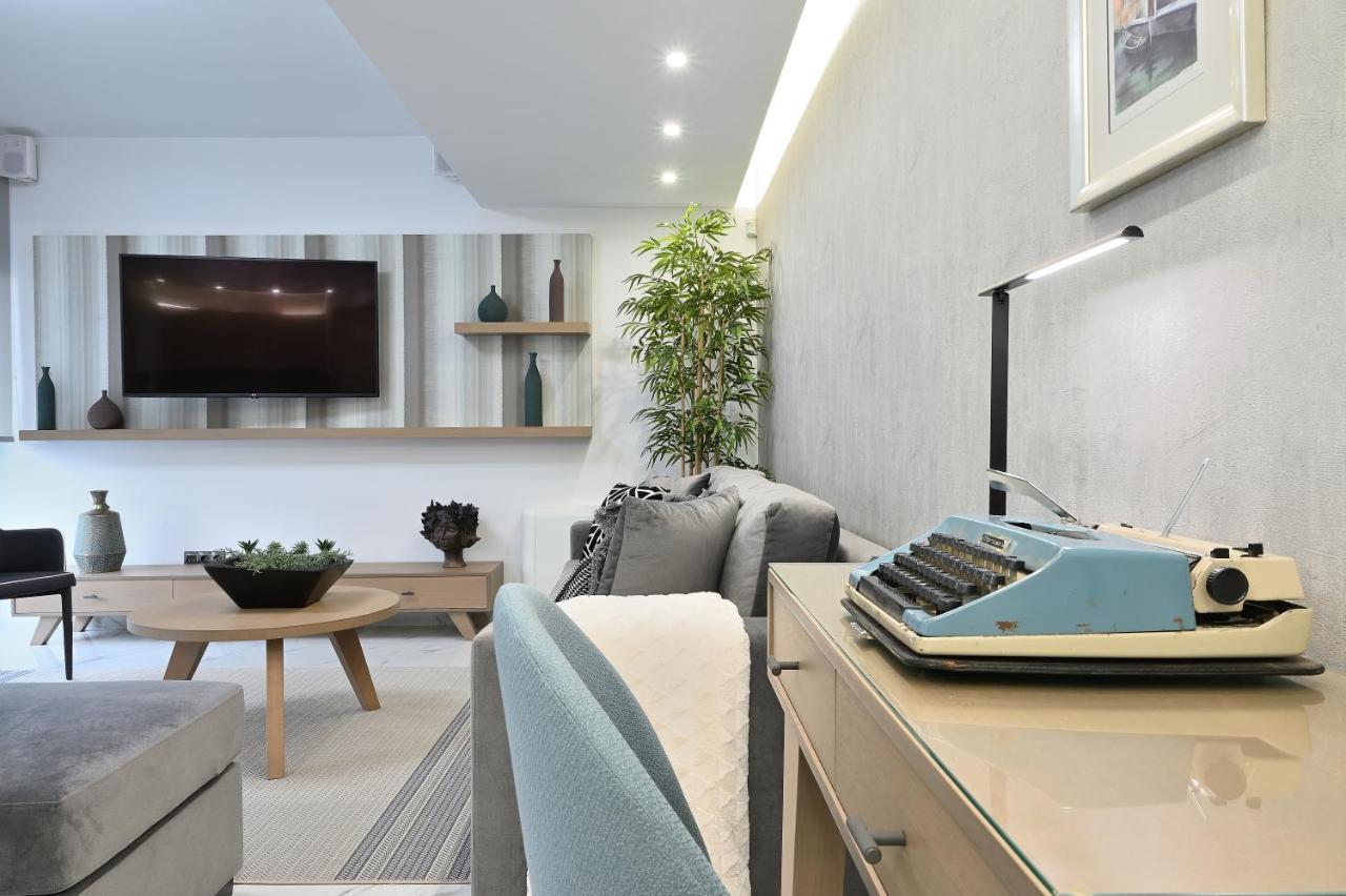 The Lop Holidays Luxury Apartment