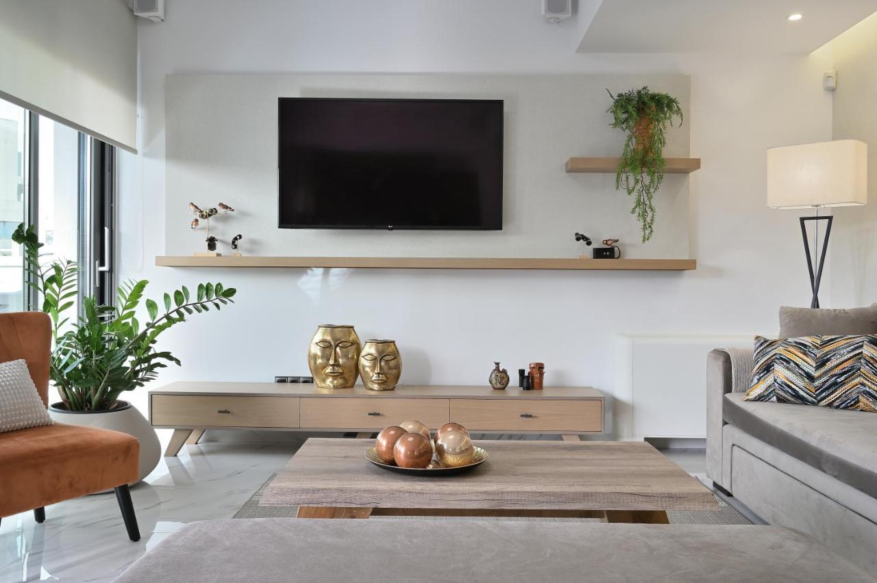 The Lop Holidays Luxury Apartment