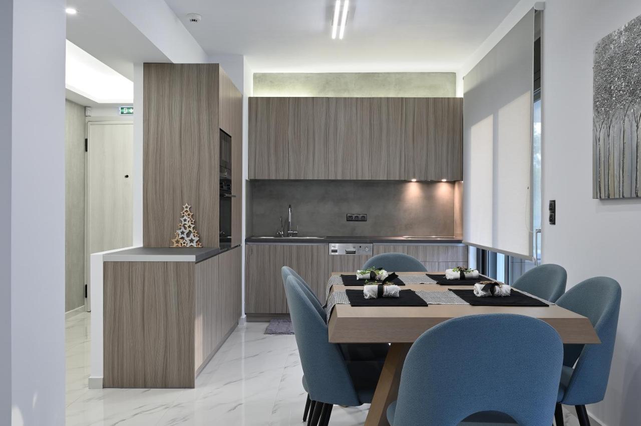 The Lop Holidays Luxury Apartment *
