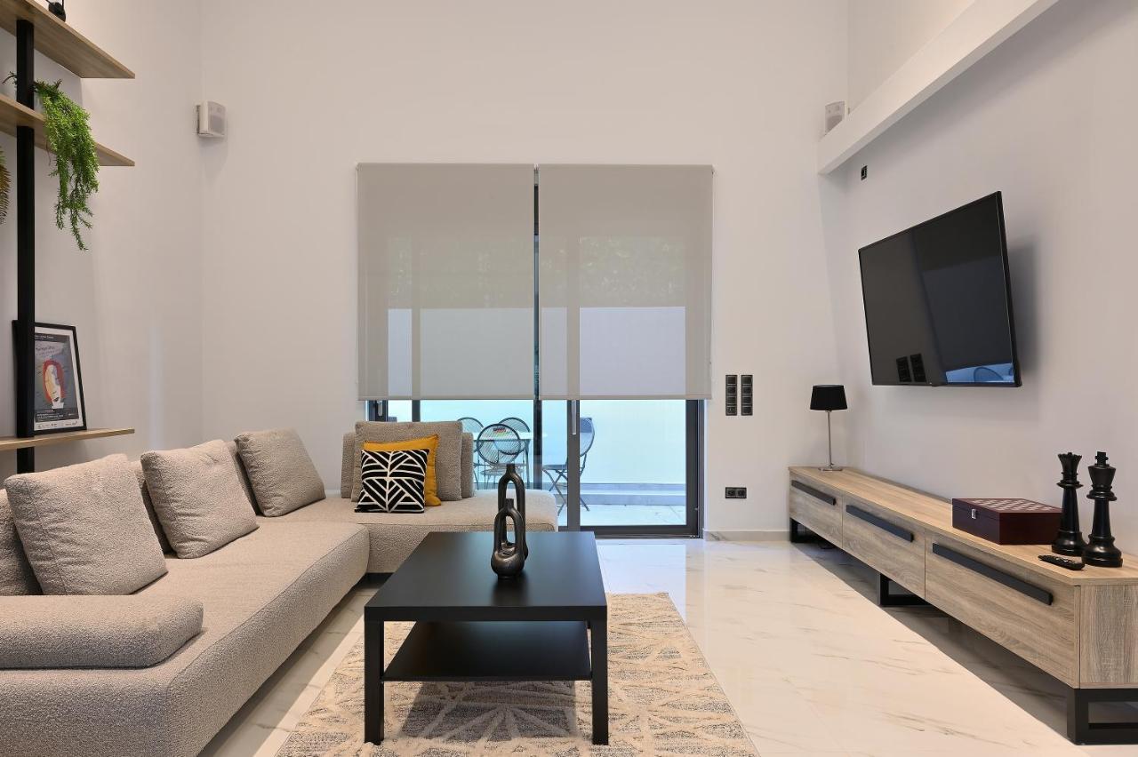 The Lop Holidays Luxury Apartment Athens